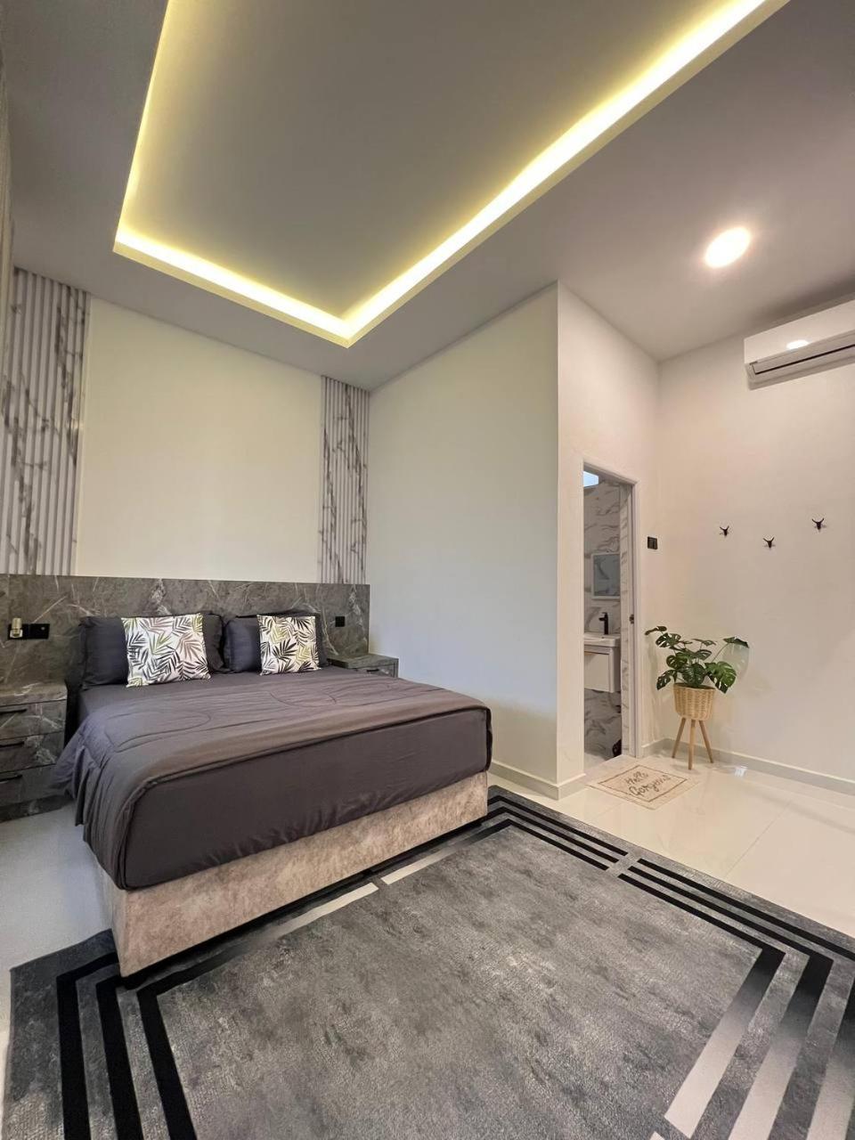 Auranad Tinyhouse Bandar Tanah Merah Wifi Netflix מראה חיצוני תמונה