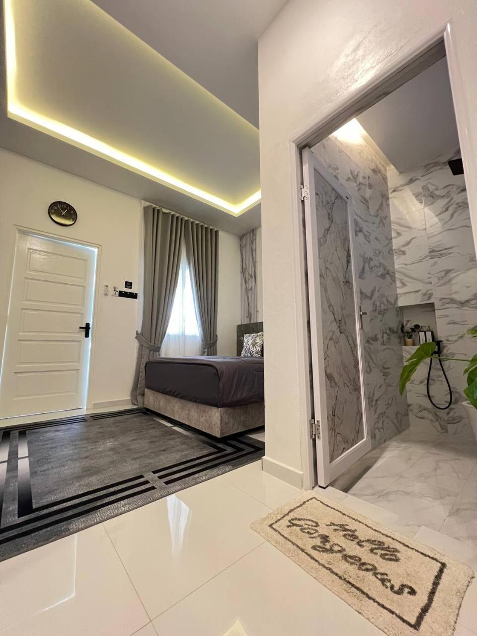 Auranad Tinyhouse Bandar Tanah Merah Wifi Netflix מראה חיצוני תמונה