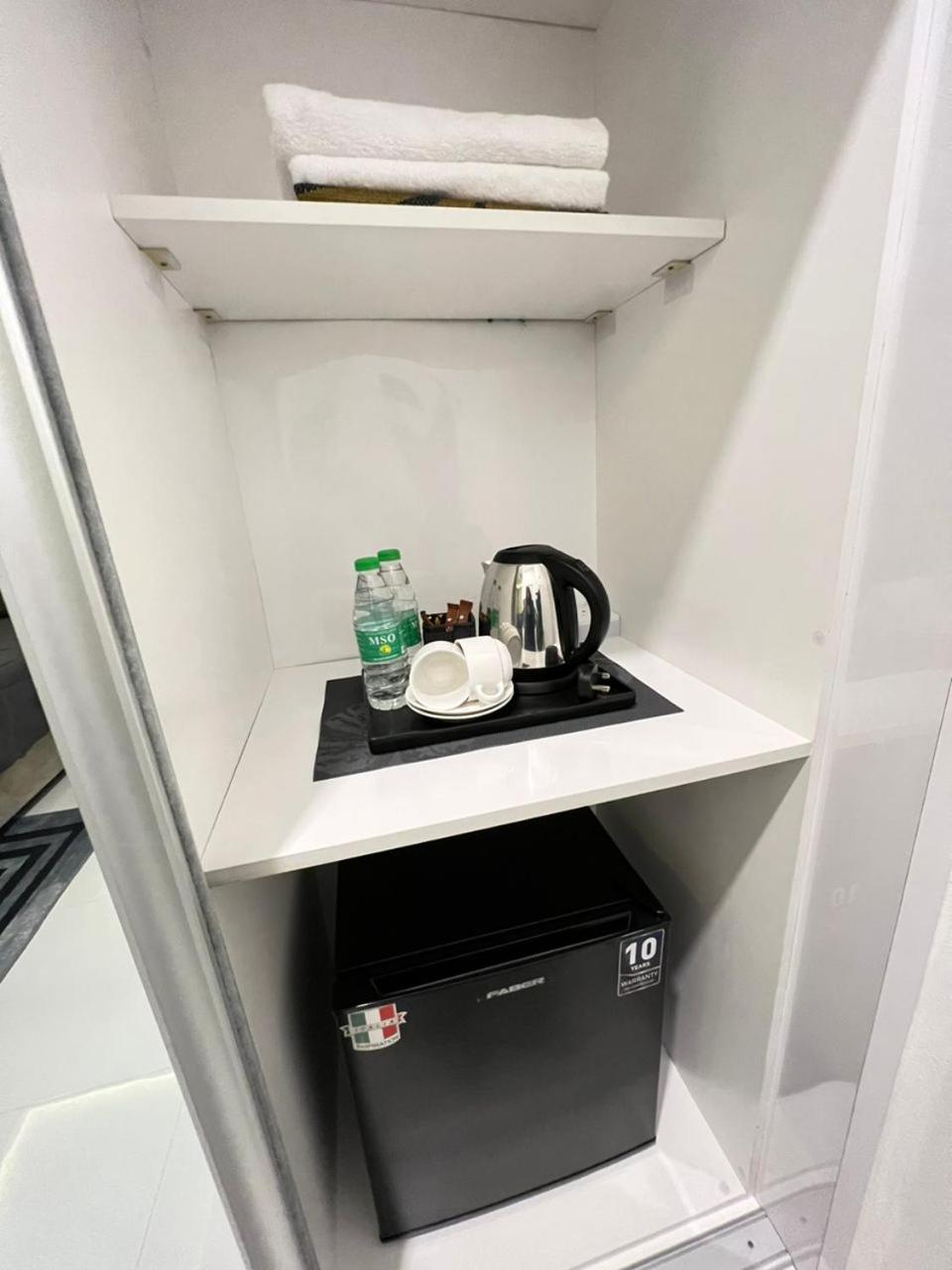 Auranad Tinyhouse Bandar Tanah Merah Wifi Netflix מראה חיצוני תמונה