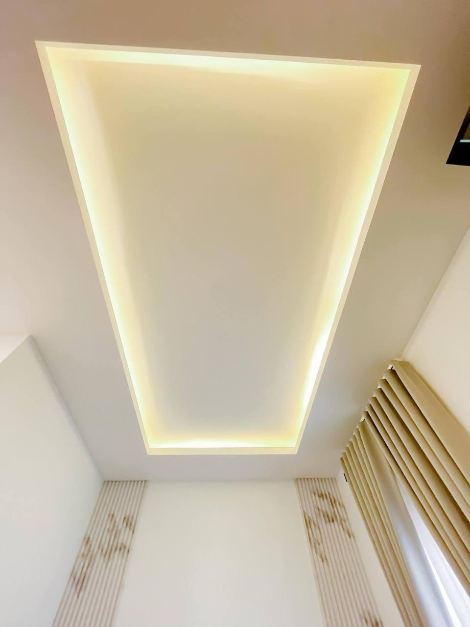 Auranad Tinyhouse Bandar Tanah Merah Wifi Netflix מראה חיצוני תמונה