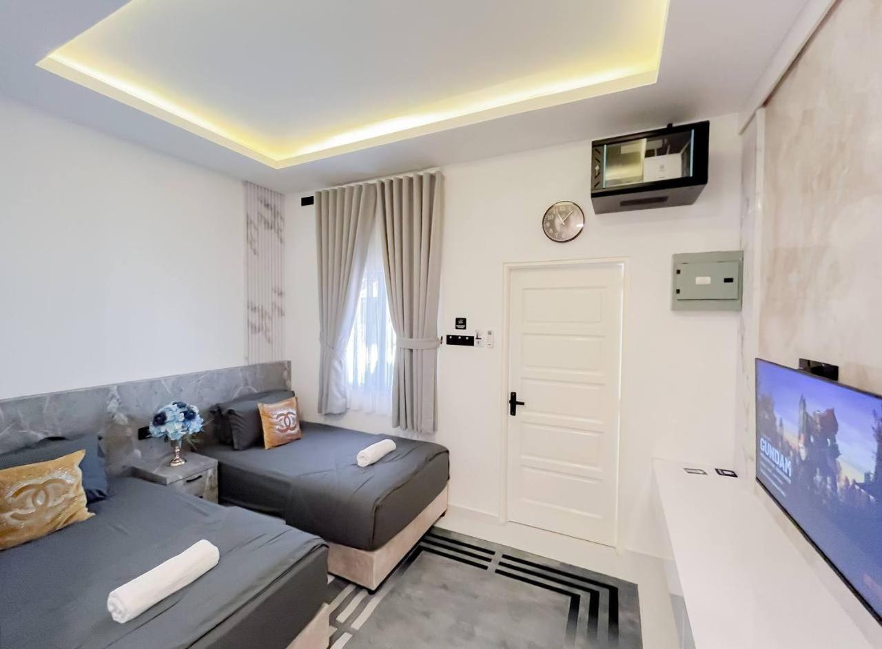 Auranad Tinyhouse Bandar Tanah Merah Wifi Netflix מראה חיצוני תמונה